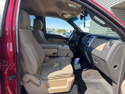 Used 2012 Ford F150 XLT w/ XLT Chrome Pkg image 9