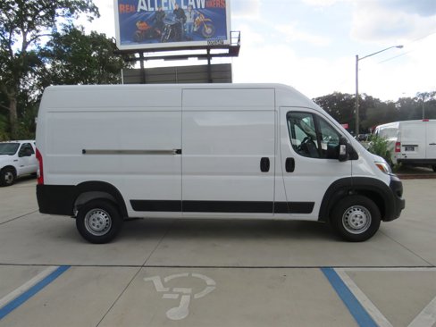 Used 2025 RAM ProMaster 2500 w/ Convenience Group image 16