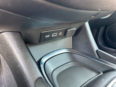 Used 2024 Chevrolet Malibu LT image 25