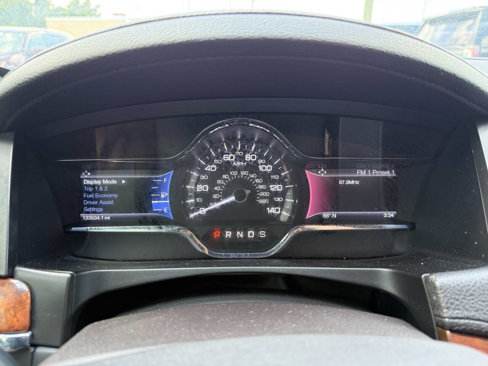 Used 2015 Lincoln MKS AWD w/ Equipment Group 101A image 22