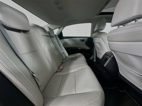 Used 2016 Toyota Avalon Limited image 28