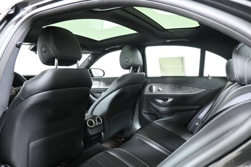 Used 2021 Mercedes-Benz E 350 4MATIC Sedan image 33