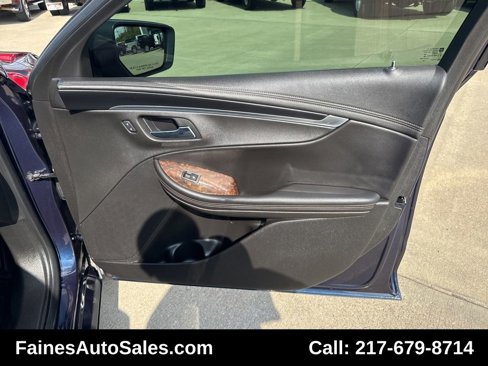 Used 2015 Chevrolet Impala LT w/ Convenience Package image 85