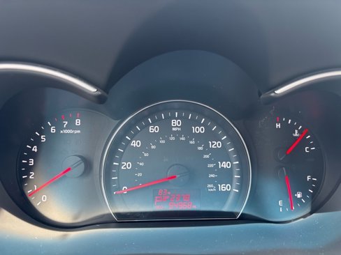 Used 2015 Kia Sorento LX image 27