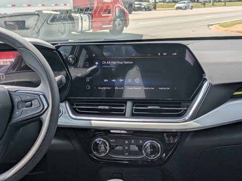 New 2025 Chevrolet Trax LT image 19