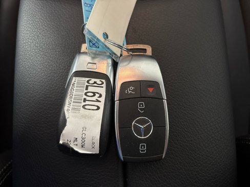 Certified 2022 Mercedes-Benz GLC 300 image 31