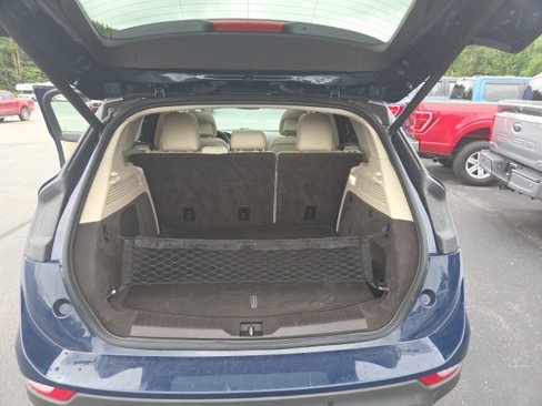 Used 2019 Lincoln MKC Reserve w/ Canadian Touring Package image 12