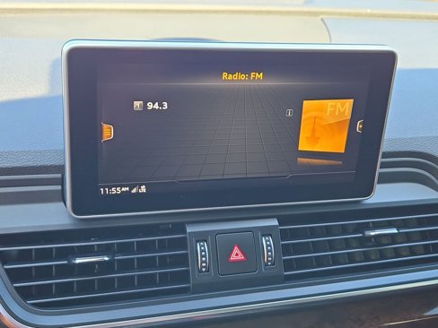Used 2019 Audi Q5 2.0T Premium Plus w/ Premium Plus Package image 26