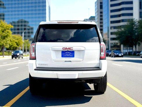 Used 2018 GMC Yukon SLT image 4