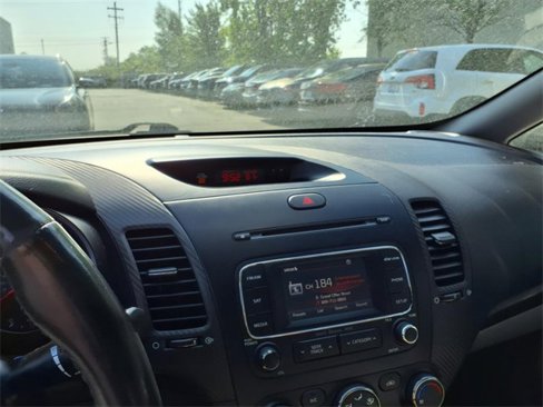 Used 2014 Kia Forte EX w/ Premium Package image 34