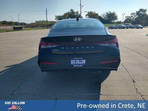 Used 2024 Hyundai Elantra SEL image 15