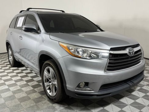Used 2016 Toyota Highlander Limited image 10