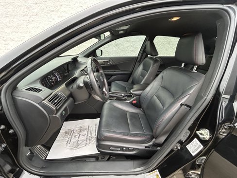 Used 2017 Honda Accord Sport Special Edition image 12