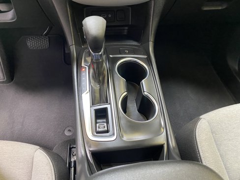 Used 2024 Chevrolet Equinox LT w/ Driver Convenience Package image 44