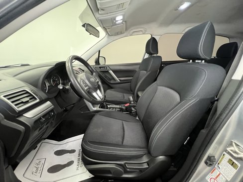 Used 2018 Subaru Forester 2.5i image 4