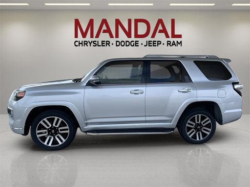 Used 2016 Toyota 4Runner Limited image 10