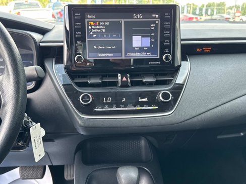 Used 2022 Toyota Corolla LE image 23