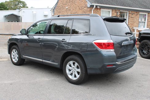 Used 2013 Toyota Highlander 4WD image 4
