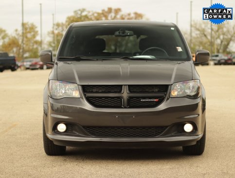 Used 2018 Dodge Grand Caravan SE image 2