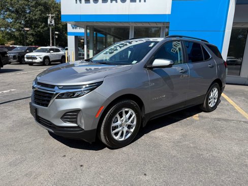 Used 2024 Chevrolet Equinox LT image 1