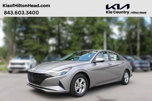 Used 2023 Hyundai Elantra SE image 1