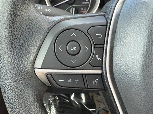 Used 2022 Toyota Camry LE image 15