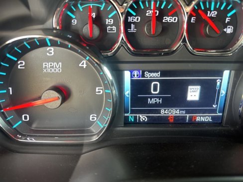 Used 2019 Chevrolet Suburban LT w/ LT Signature Package image 18