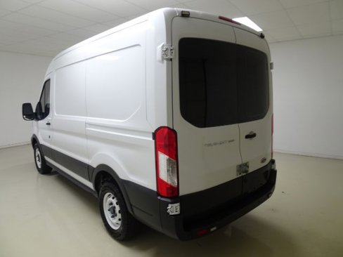Used 2017 Ford Transit 250 130 Medium Roof image 4