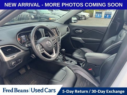 Certified 2022 Jeep Cherokee Latitude w/ Sun & Sound Group image 8