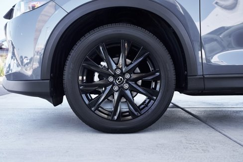 Used 2024 MAZDA CX-5 Carbon Edition image 3