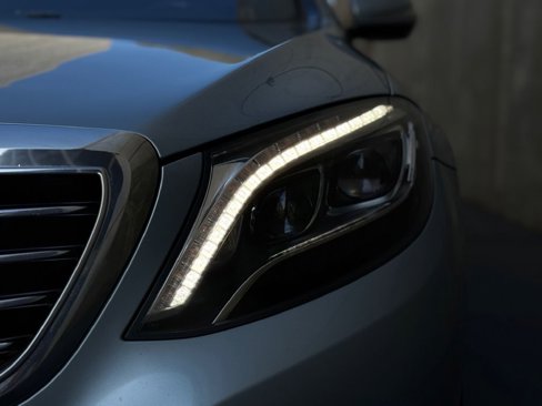 Used 2016 Mercedes-Benz S 550 Sedan image 31
