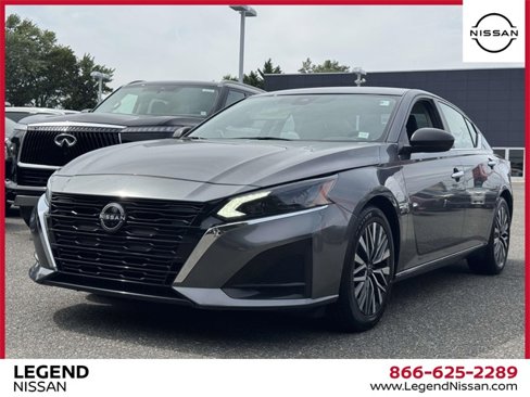 Used 2024 Nissan Altima 2.5 SV image 4