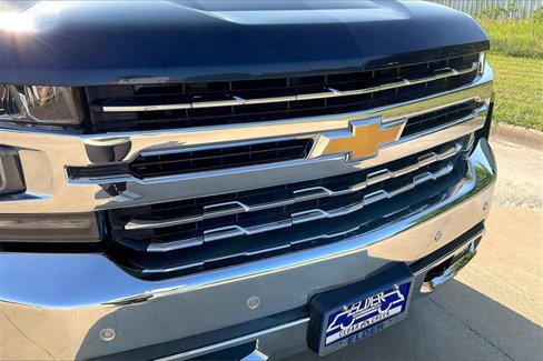 Used 2019 Chevrolet Silverado 1500 LTZ w/ LTZ Texas Edition image 31