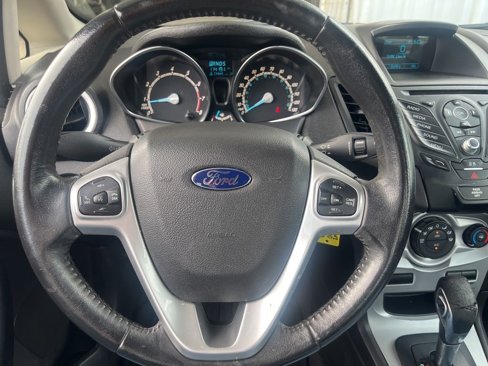 Used 2016 Ford Fiesta SE image 14