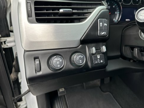 Used 2018 GMC Yukon SLE w/ HD Trailering Package image 14