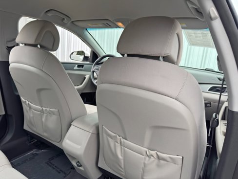 Used 2016 Hyundai Sonata SE image 29