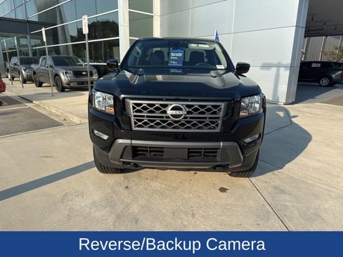 Used 2024 Nissan Frontier SV w/ SV Convenience Package image 4