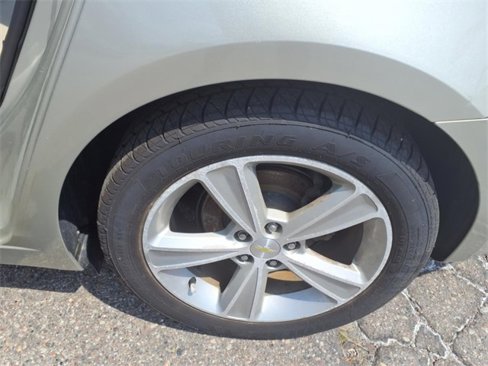 Used 2016 Chevrolet Cruze LT image 14
