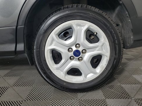 Used 2018 Ford Escape S image 29
