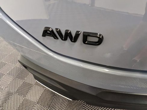 Certified 2025 Honda Pilot Black Edition image 38