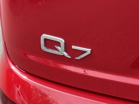 Used 2019 Audi Q7 3.0T Prestige image 25