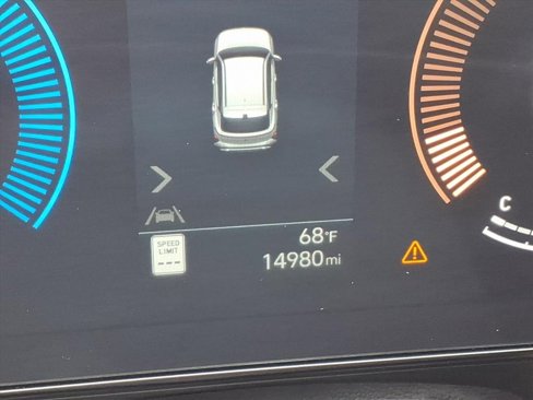 Used 2024 Hyundai Kona SEL image 20