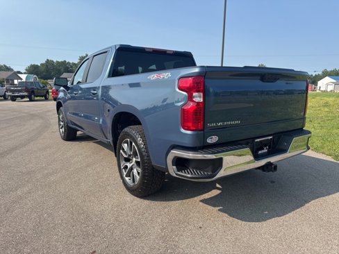 Used 2024 Chevrolet Silverado 1500 LT image 3