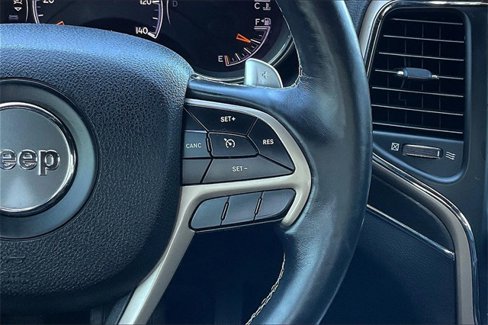 Used 2017 Jeep Grand Cherokee Limited w/ Luxury Group II image 19
