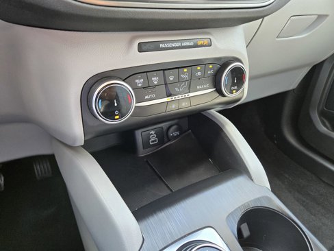 Used 2024 Ford Escape Active image 9