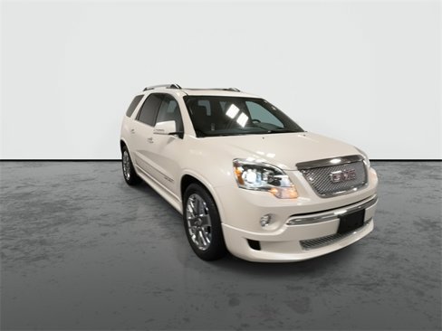 Used 2011 GMC Acadia Denali image 3