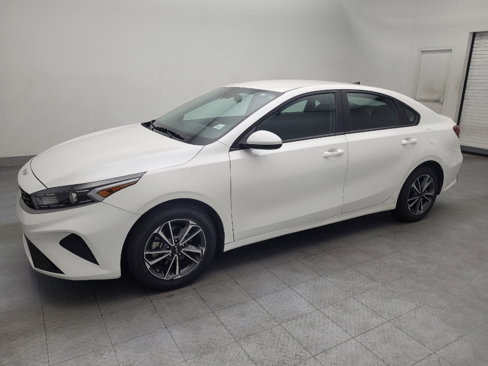 Used 2023 Kia Forte LXS image 2