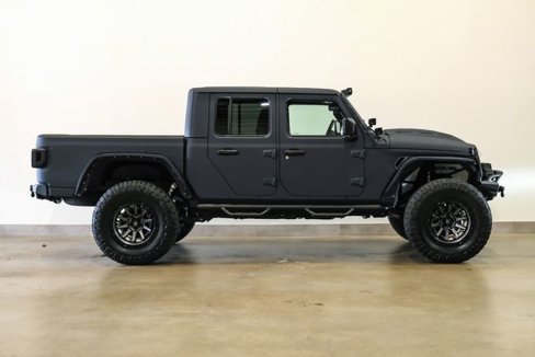Used 2025 Jeep Gladiator Sport image 33