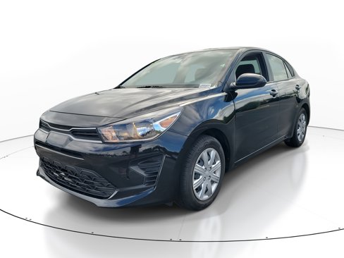 Used 2023 Kia Rio S image 3