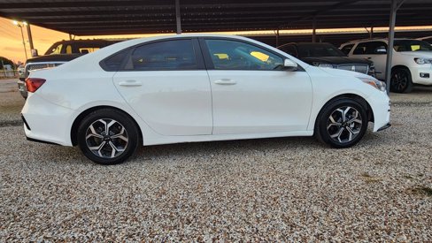 Used 2020 Kia Forte LXS image 10